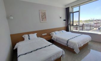 Jingmi Yiju Homestay (Chilechuan Grassland Music Town)