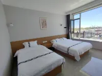 Jingmi Yiju Homestay (Chilechuan Grassland Music Town) - Homestays