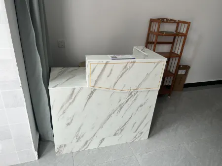 Tian Shan Room Отели рядом с достопримечательностью «Yihaochan Temple»