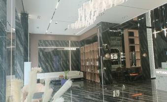 7Days Inn Hotel (Tongjiang Chinese Medicine Hospital Russian Style Park)