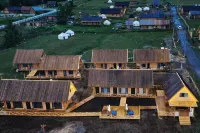 Dongyu Xisu Homestay (Baihaba Scenic Area)