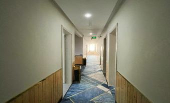 Qingyang Jinkaijie Business Hotel