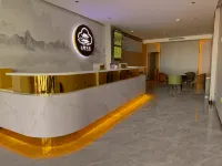 Yunqi Hotel (Qira) Hotels in Qira