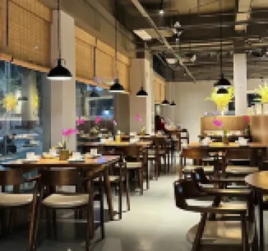 福玻斯高空江景Deluxe設計公寓（中山石岐步行街利和廣場店）