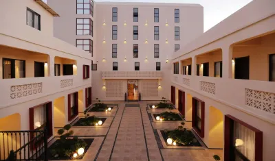 Yemei Art Villa | NATURE · Misty Dawn Designer Island Courtyard (Weizhou Island Rainbow Cliff) 웨이저우다오 남부 호텔