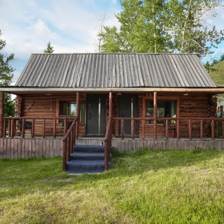 Baihaba Songjian Traditional Mountain Residence