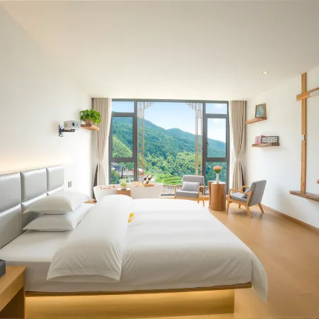 Yunyin Mountain Residence Scenic Homestay (Tang'an Dong Village)
