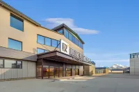 Licheng Chinese Inn (Taqin Mount Kailash Scenic Area) - Airport Shuttle