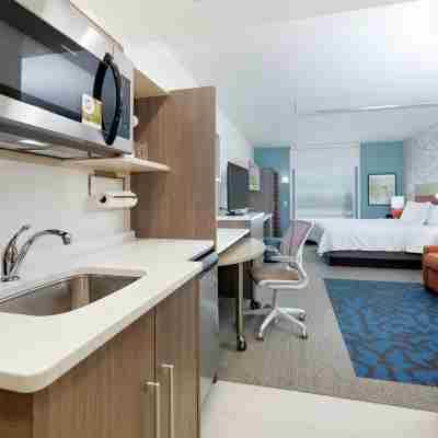 Home2 Suites by Hilton Yakima Airport Rooms