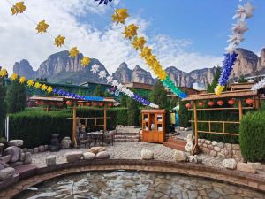 Hushan Hot Spring Resort