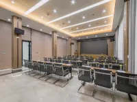 麗楓飯店（武漢金銀湖輕工大學店） 理工大学附近的飯店