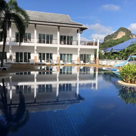 Nadivana Serviced Apartments