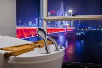 Homeinn Selected Hotel (Chongqing Jiefangbei Area Hong Ya Dong Pedestrian Street) Hotel a Chongqing