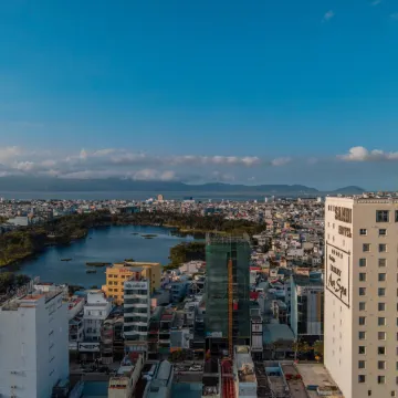 Samdi Airport Da Nang hotel - 3 minutes to Central Отели рядом с достопримечательностью «Хан- Ривер»