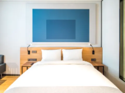 ไอบิส แอมบาสซาเดอร์ ซูวอน โรงแรมในซูว็อน