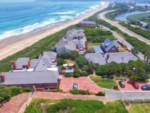 Dolphin Dunes Guesthouse