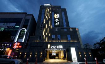 Russo Hotel