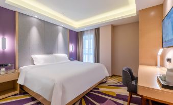 Lavande Hotel(Foshan Qiandeng Lake Pingzhou Jade Street Store)