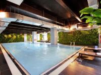 上海金山假日酒店 - 室内游泳池