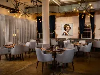 Canvas Hotel Dallas Hotels near Warrior Field