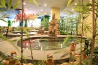 Changbai Mountain Wanda Yue Loft Hot Spring Hotel (Tourism Service Center of West Changbai Mountain) - น้ำพุร้อน