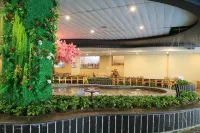 Changbai Mountain Wanda Yue Loft Hot Spring Hotel (Tourism Service Center of West Changbai Mountain) - Hot Springs