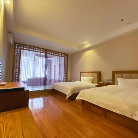 Huaximu Hot Spring Hotel