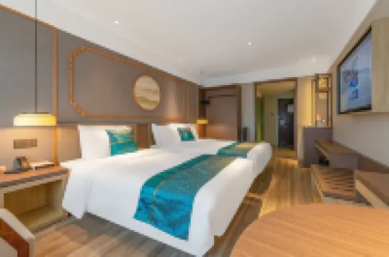 Fairyland Hotel (Kunming Nanping Pedestrian Street Baida)