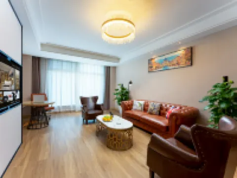 ウィーン インターナショナルホテル(黄石大冶センター高速鉄道駅) 大冶のホテル