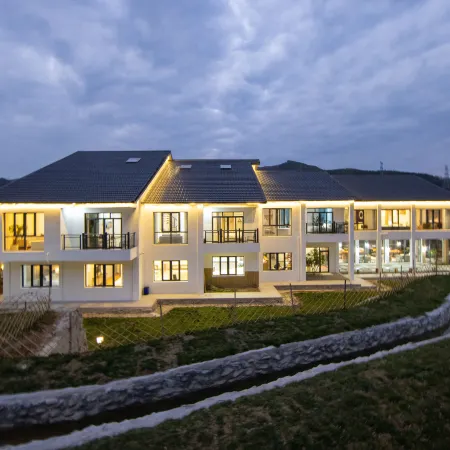 Lianshan Feisu · Designer's Sense of Natural Beauty Stay