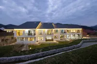 Lianshan Feisu · Designer's Sense of Natural Beauty Stay Hotel in zona Qixun Pavilion