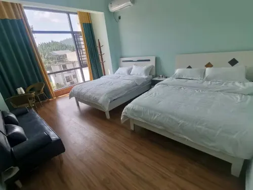 Lian shan he feng xiao zhu min shu Hotels in Lianshan