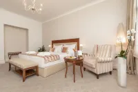 Hotel le Premier Hotels in 