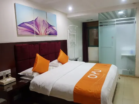 Jinpeng Business Hotel (Zhongshan Hot Spring Sanxiang Yujiayu Branch)