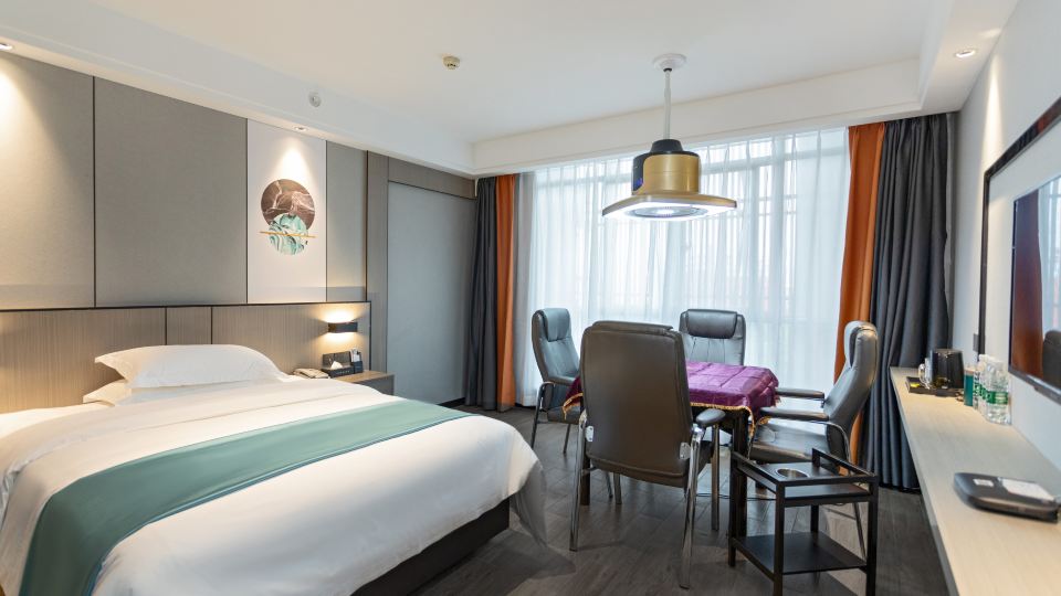 Dongfang Mingzhu Hotel