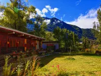 Danba Jiangji B & B โรงแรมในตันปา