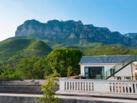 Qieman · Huanshan Viewing Life Boutique Hotel (Yuntai Mountain Anshang Service Area Branch) Hotels in Xiuwu