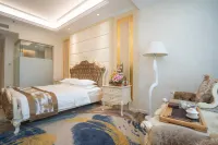 Island Hotel - Beach