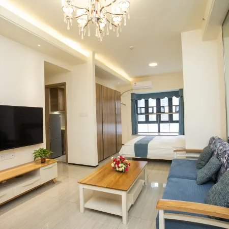 Yueyang Jingcheng Hotel (East Railway Station Branch)