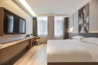 Guangzhou Jiulong Hotel (Fenggang Pedestrian Street Wisdom New City Branch) Hotels in Fenggang