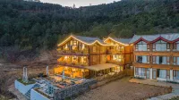 Lugu Lake Nachao·Fuchen Boutique Homestay Hotels in Lugu Lake Goddess Concavity Cableway Station
