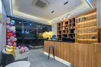 Muse cinema Hotel(Baolong square store of Shaoxing Paojiang agricultural and Commercial College)