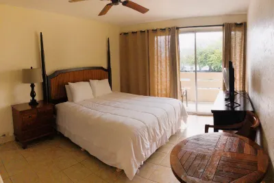 Hilo Reeds Bay Hotel Hotels near Tsunami Clock of Doom