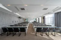 Aletai Wanchi Square Yuhua Hotel - Business