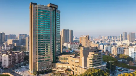 Nanyuan Hotel Отели рядом с достопримечательностью «Zhejiang Pharmaceutical College»