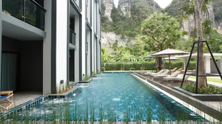B2 Krabi Ao Nang Premier Resort