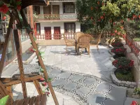 碧峯峽半山雲居民宿 碧峰峡パンダ保護センター周辺のホテル