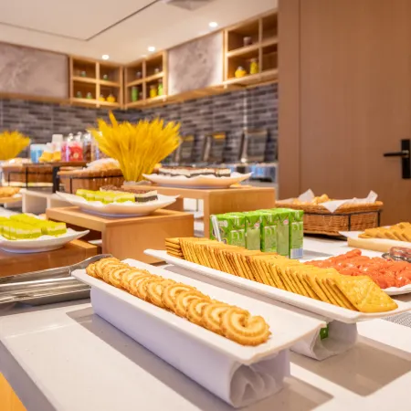 GreenTree Eastern Hotel (Yulin Yuntian Cultural City Cultural Plaza Branch)