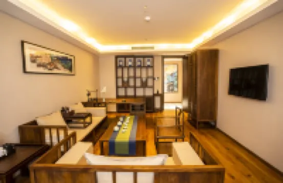 チエンナリュートゥホテル（魯山花園路） 魯山のホテル