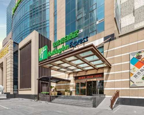 瀋陽北駅ホリデイ イン エクスプレスホテル 瀋陽のホテル